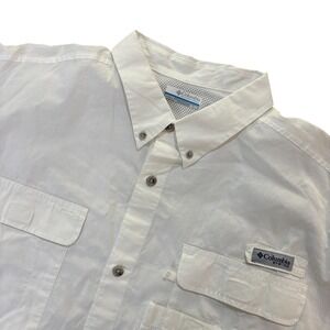 COLUMBIA PFG Fishing Shirt Mens XL White Short Sleeve Button Front Vented